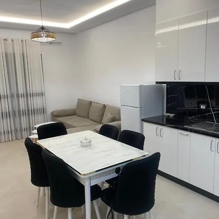 Durres, Rafaela Golem (Tirana)