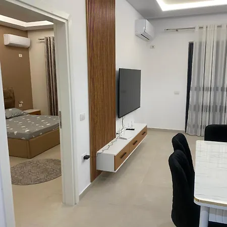 Durres, Rafaela